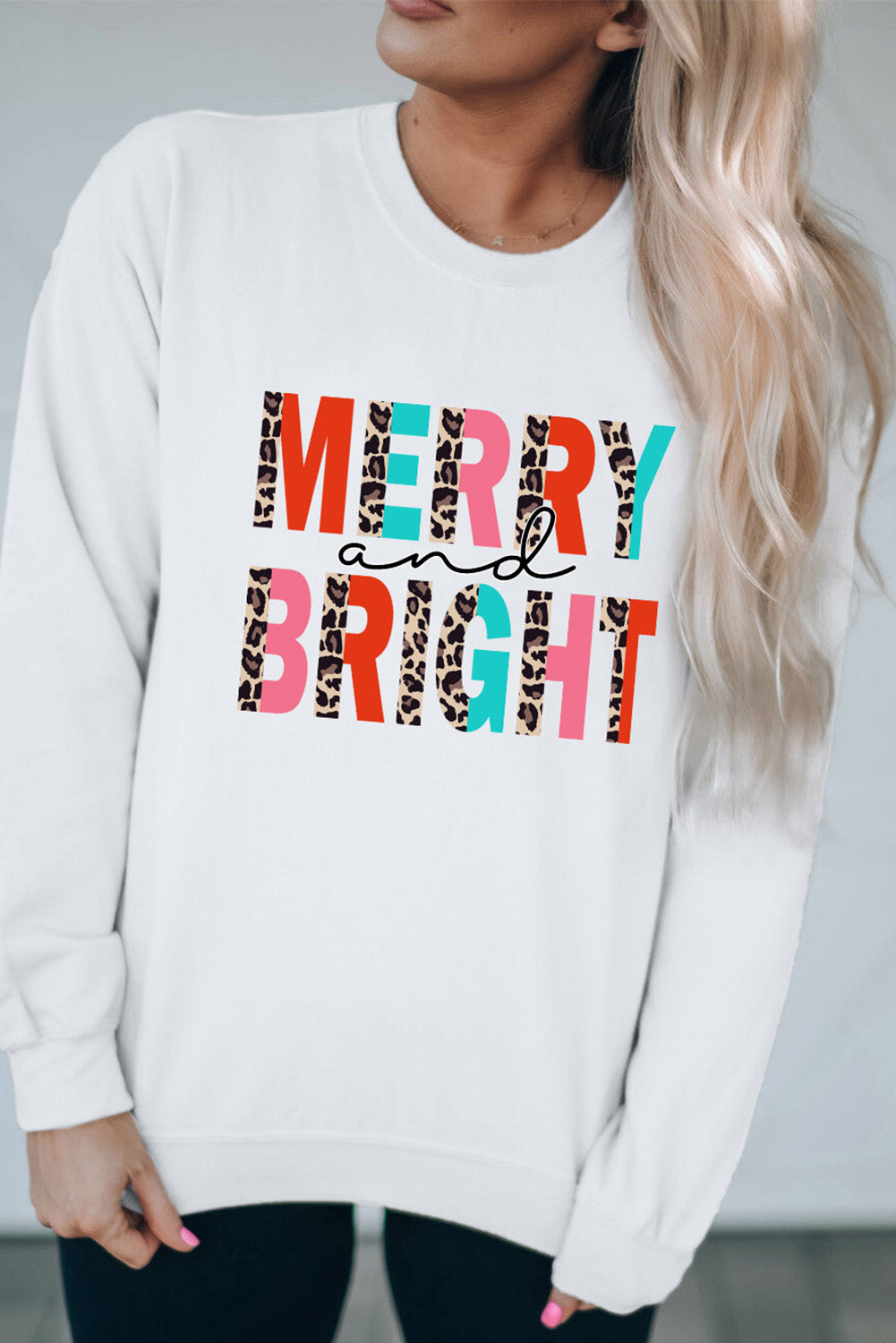 Women's MERRY AND BRIGHT Graphic Sweatshirt